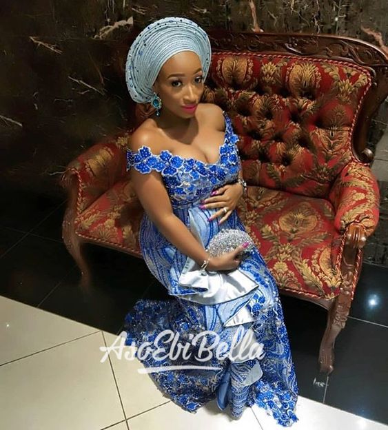 Latest Aso-Ebi Lace Styles For Pregnant Women's