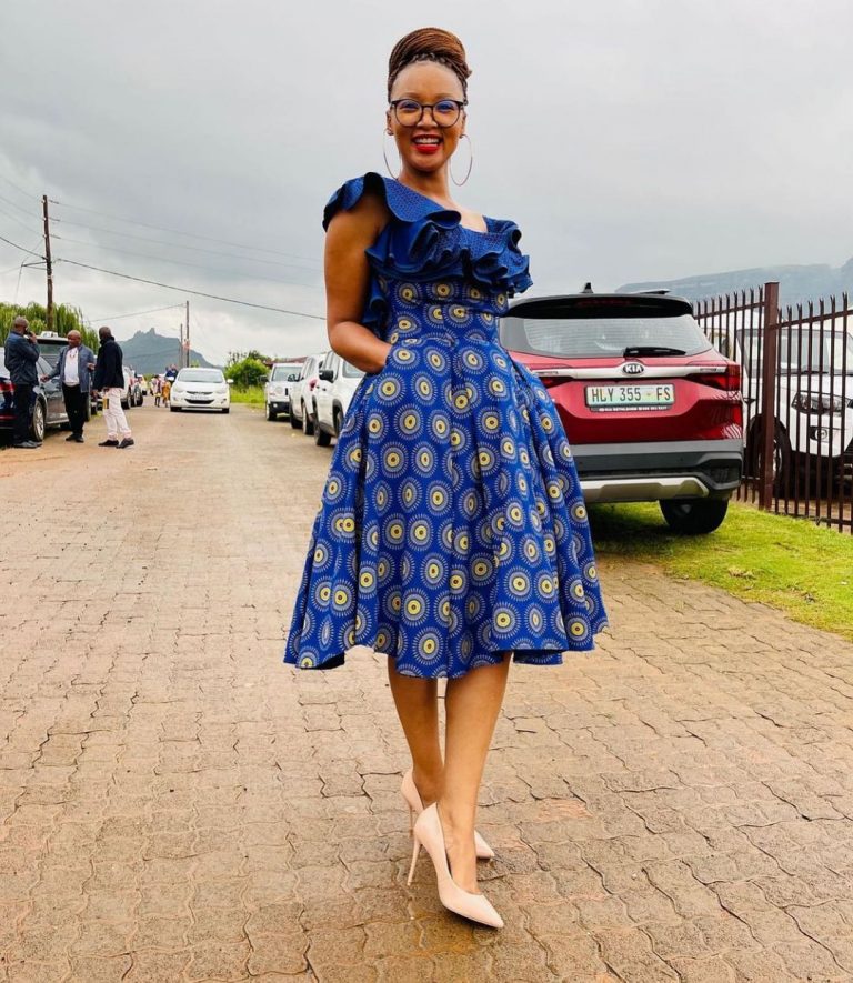 Botswana traditional Wedding Attire For African Women's 2022 - shweshwe 4u