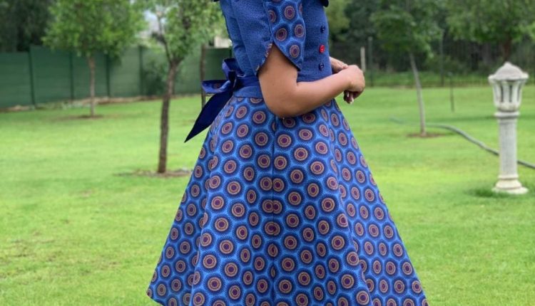 Latest Shweshwe Dresses 2022 For Black Women – Dresses (2)