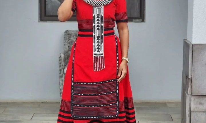 Gorgeous Xhosa Traditional Attires for African Weddings 2023  (11)