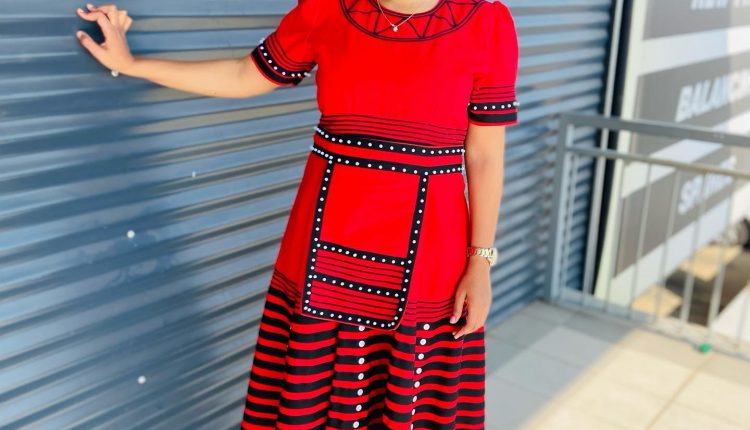 Classy Xhosa Traditional Dresses 2023 For African Women (1)