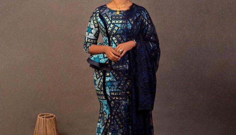 Pretty Aso Ebi patterns For African Ladies 2023 (11)