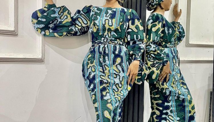 Pretty Aso Ebi patterns For African Ladies 2023 (6)