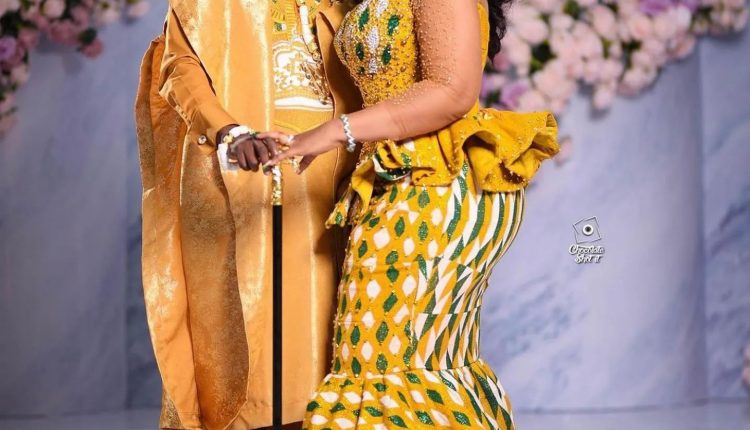 Unique Kente Styles For Wedding Party 2023 (16)