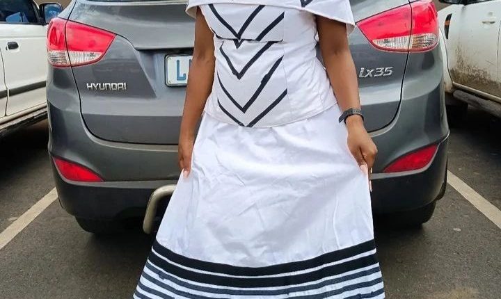 Amazing Xhosa Traditional Dresses for African Ladies (5)