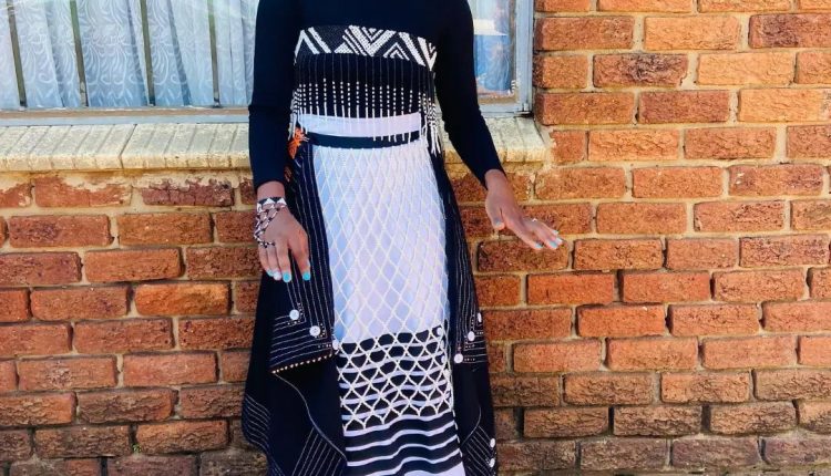 Amazing Xhosa Traditional Dresses for African Ladies (8)