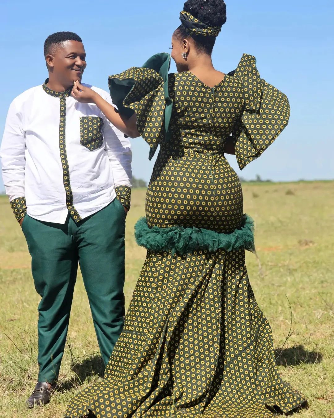 Unique Shweshwe Traditional Dresses For Makoti 2023 - shweshwe 4u