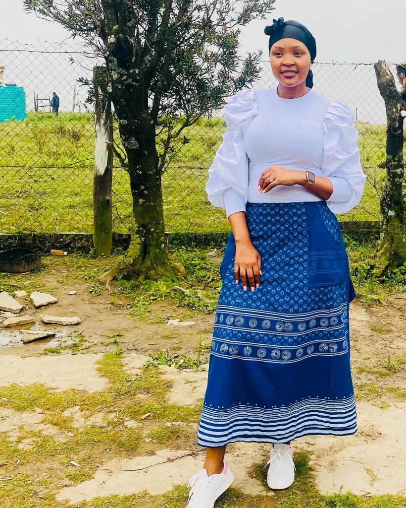 Exploring the Beauty and Significance of Xhosa Traditional Attire ...