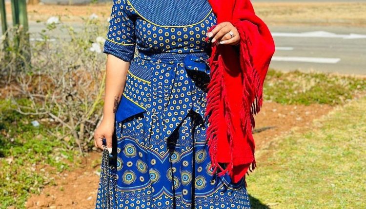 Iconic Shweshwe Dresses for Makoti (10)