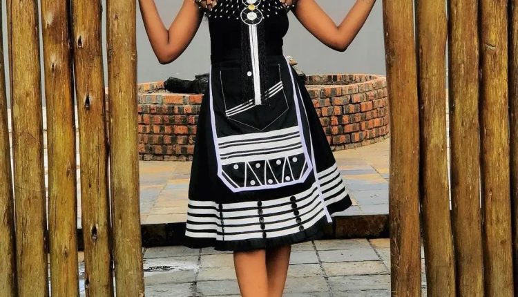 Styles of Xhosa Dresses (1)