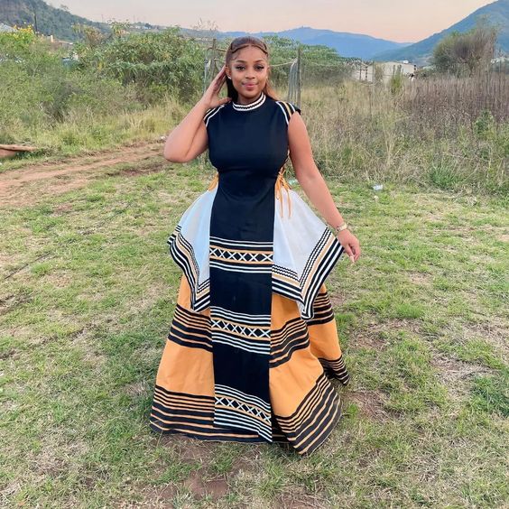 Xhosa’s common apparel is made up of colorful and stunning ensembles that have been worn for millennia. This clothing is now not solely a mode of dress, however it additionally symbolizes the Xhosa subculture and history
