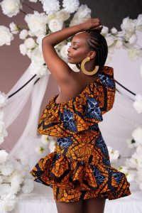 Ankara Fashion : Mixing Cultures and Styles for 2024’s Hottest Looks
